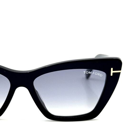 New, TOM FORD Wyatt Sunglasses TF871 01B Authentic - Picture 4 of 12